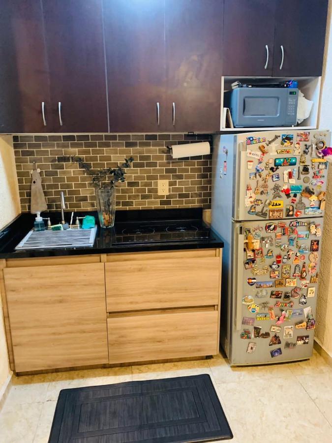 Franks House "Shared House" Apartment แคนคูน ภายนอก รูปภาพ